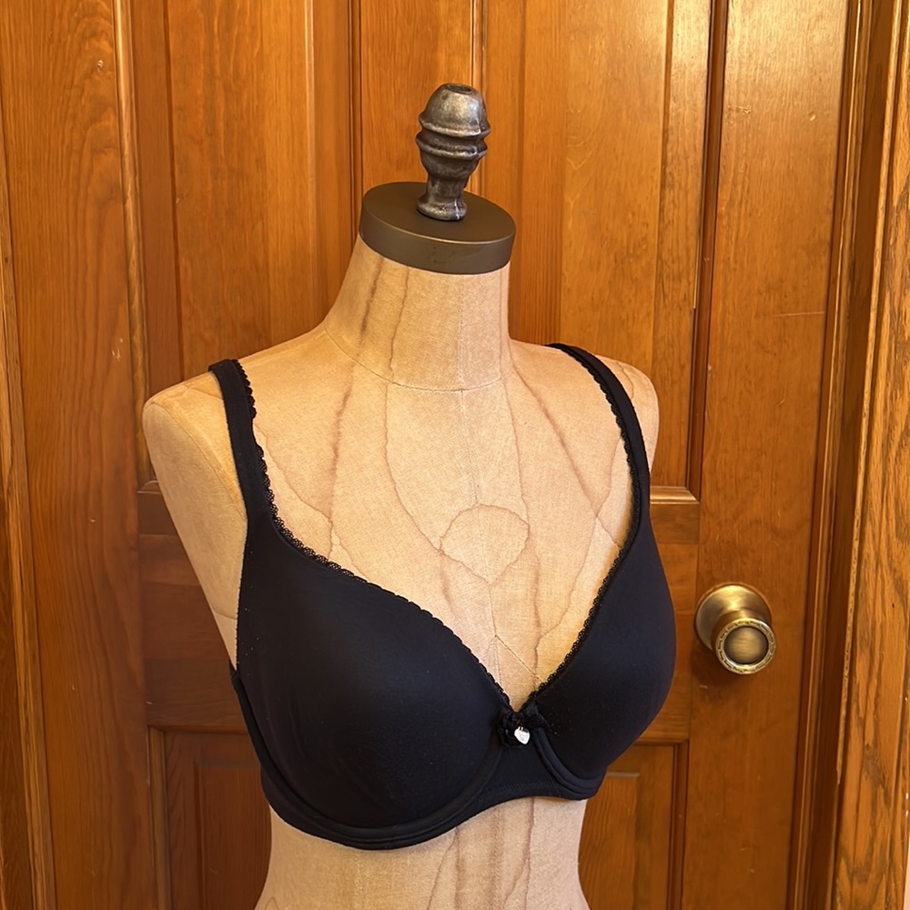 Victoria’s Secret black Demi bra Size 32DDD